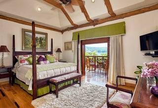 Reside Beachfront Villa, Discovery Bay