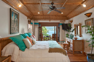 Reside Beachfront Villa, Discovery Bay