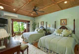 Reside Beachfront Villa, Discovery Bay